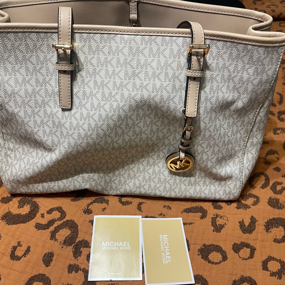 Michael Kors vanilla Tote